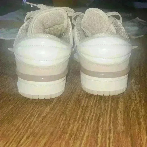 Nike sneakers size 8.5 EUC. - Picture 4 of 7